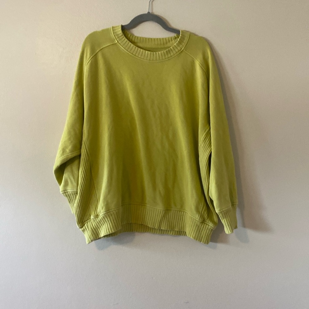Aerie Crewneck in Chartruese